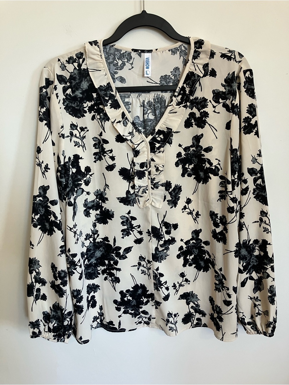Viishow Floral Ruffle Blouse in Cream and Black